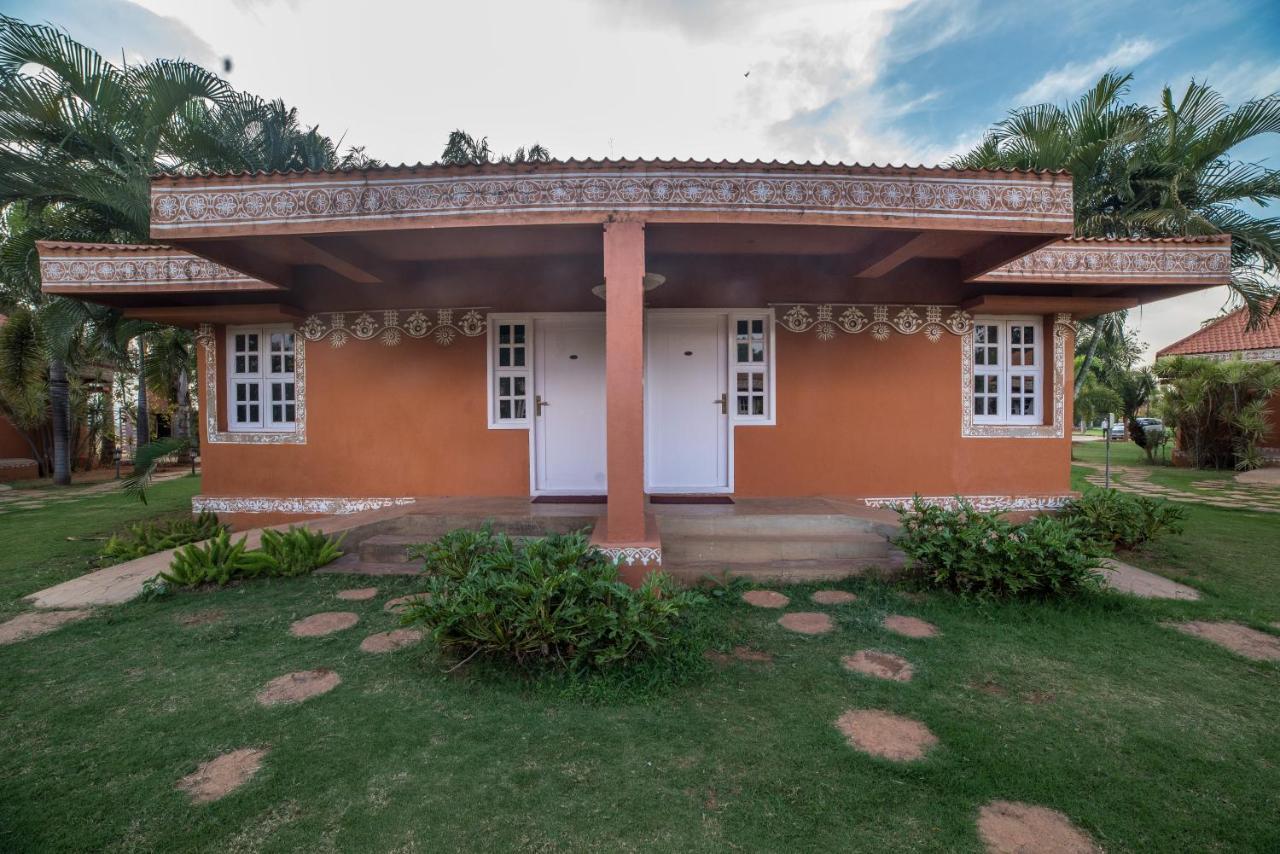 Vijayshree Resort, Hampi Exterior photo