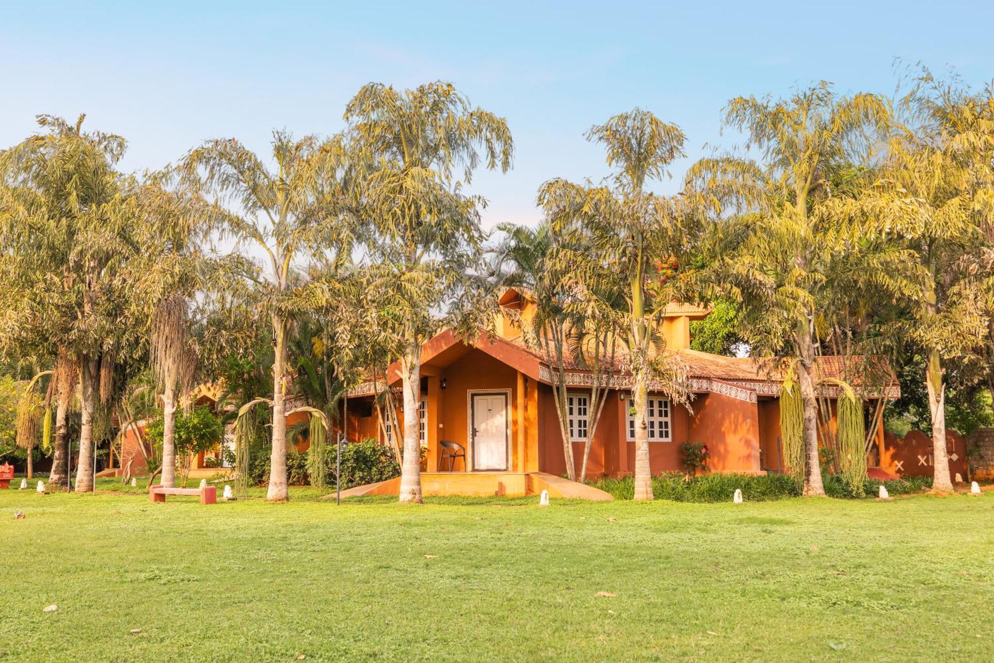 Vijayshree Resort, Hampi Exterior photo